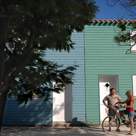 Residence Odalys Le Village Des Amareyeurs Le Chateau-d'Oleron Exterior photo